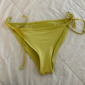 H&M bikini bottom size 6